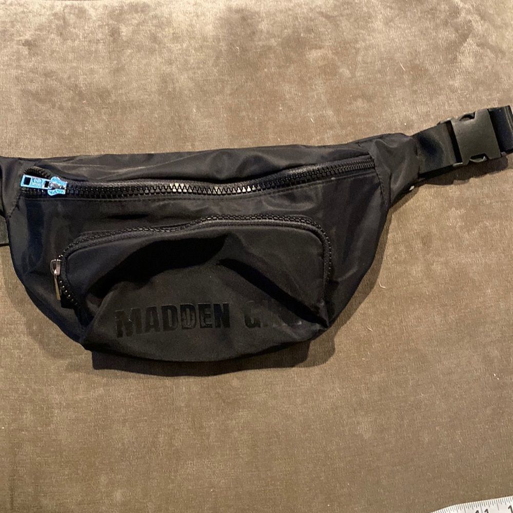 Madden Girl Black Nylon Belt Bag Fanny Pack